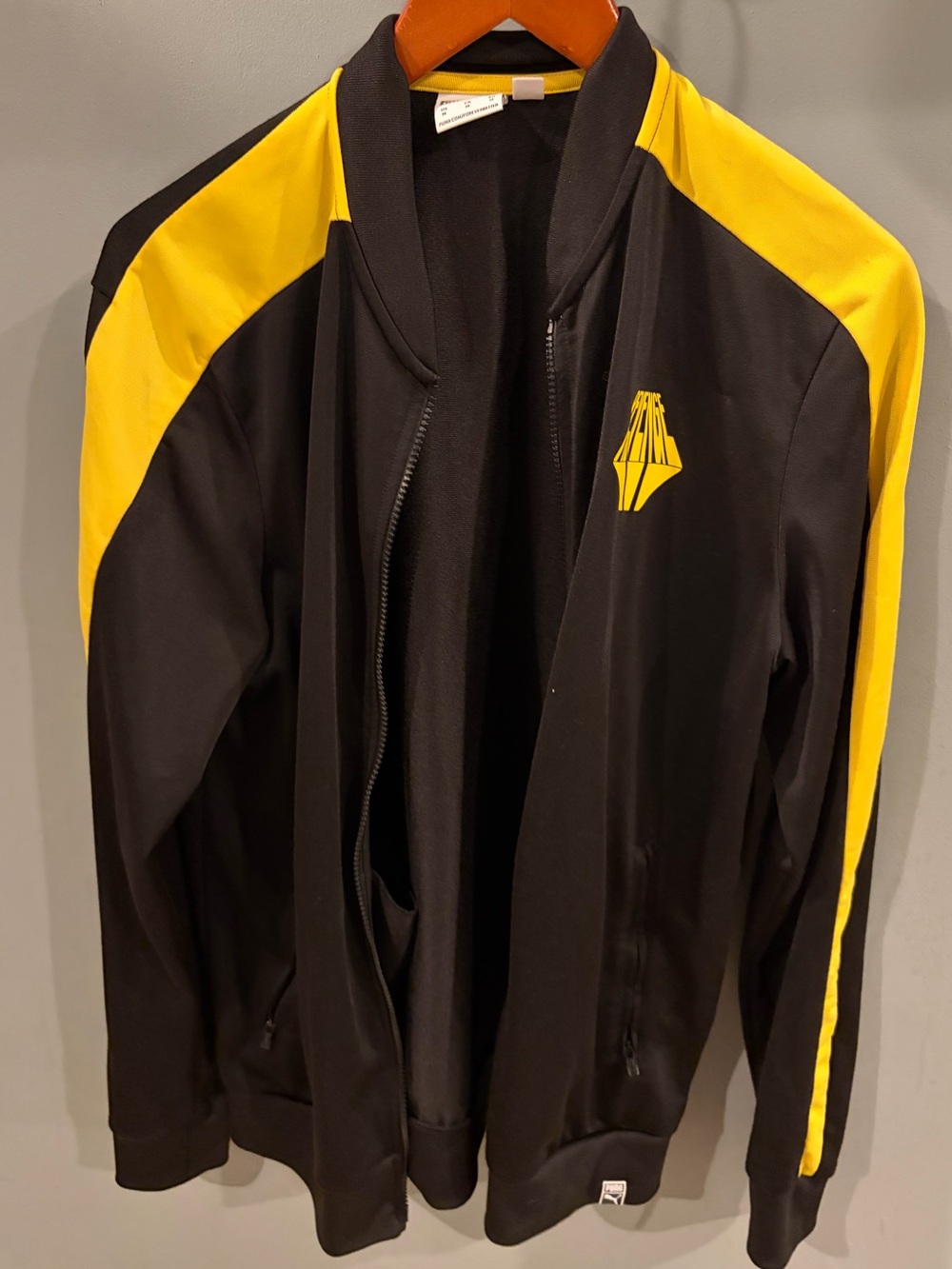 PUMA X JCOLE/DREAMVILLE REVENGE OF THE DREAMERS 3 OFFICIAL MERCH TRACK JACKET-M